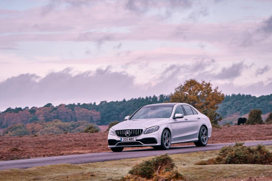  Mercedes-AMG C63 S (W205) 2018 года  (UK) (фото 17 из 40)